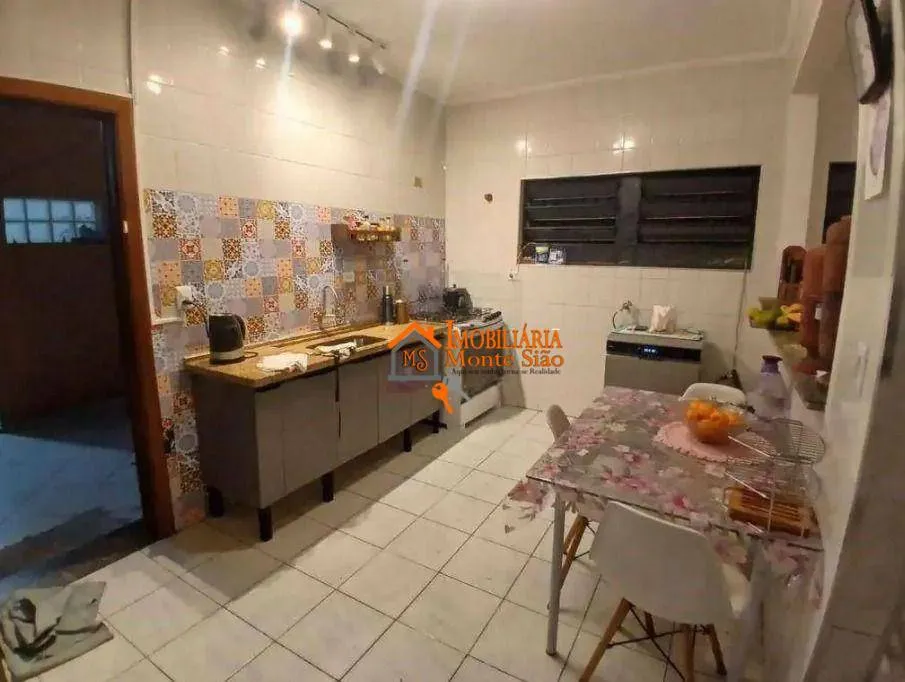 Imagem Sobrado com 3 dormitórios à venda, 214 m² por R$ 1.220.000 - Vila Rosália - Guarulhos/SP