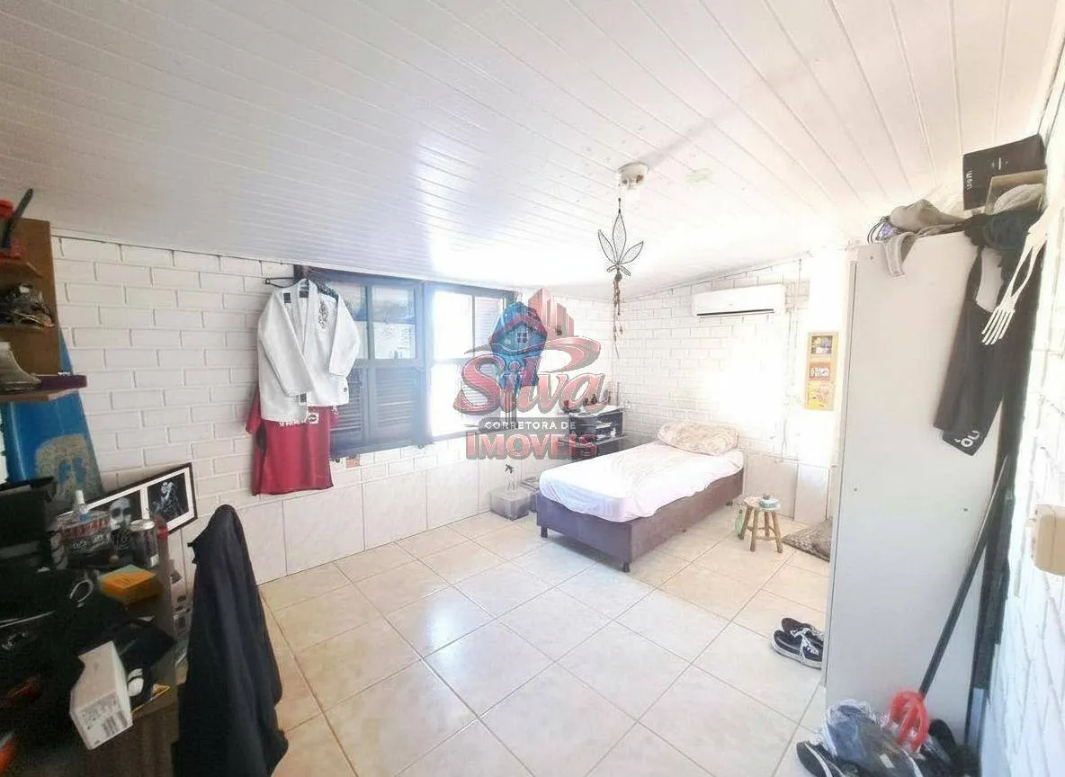 Imagem C428 | Casa de esquina 4 dormitórios à venda no Mariluz