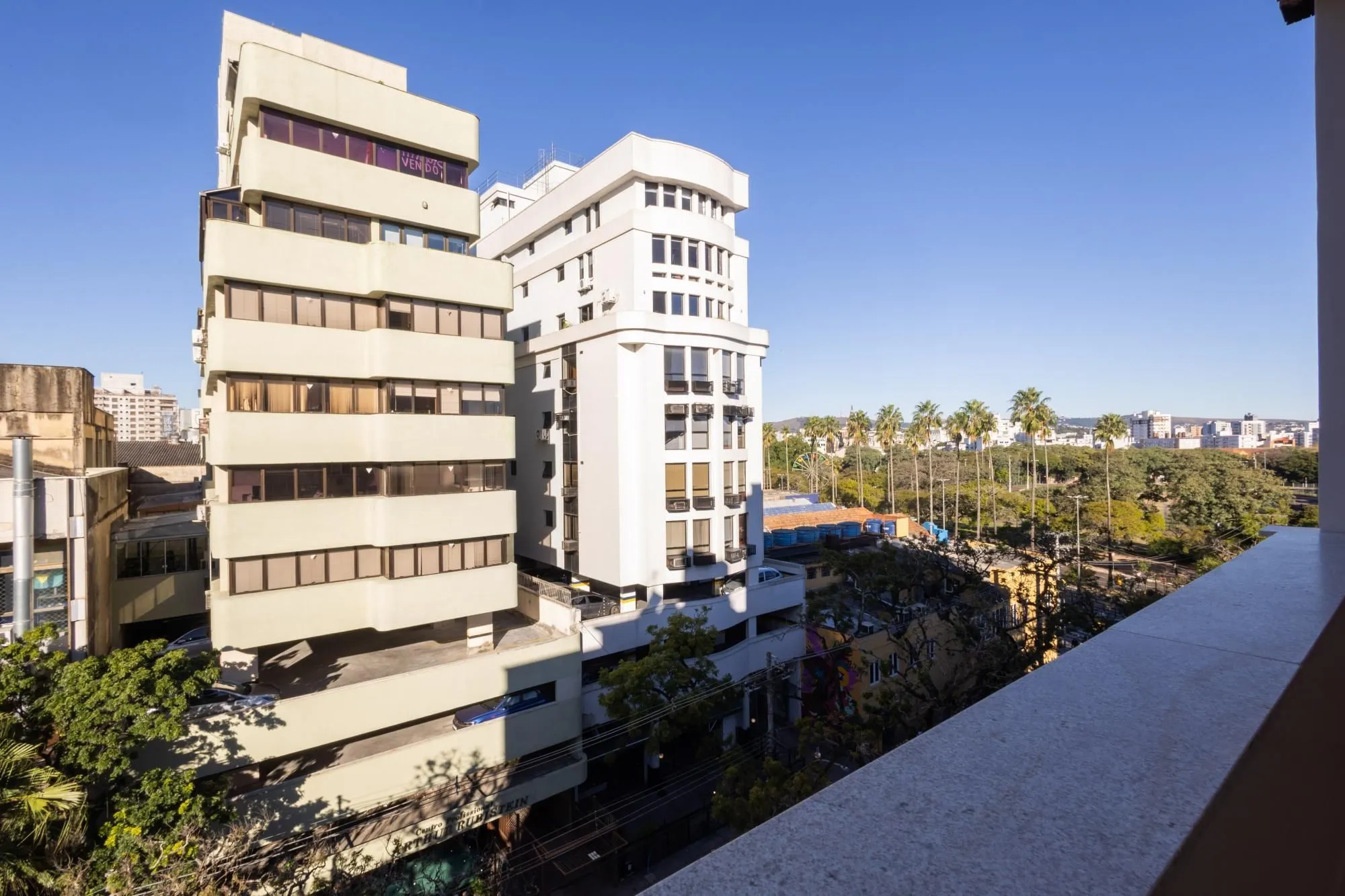 Imagem Apartamento totalmente reformado de 140m2 com vaga no Bom Fim