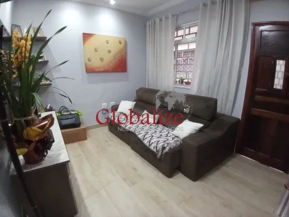 Imagem Casa em Vila à venda com 2 quartos, 2 banheiros, churrasqueira na Vila Mathias em Santos por R$426.000,00