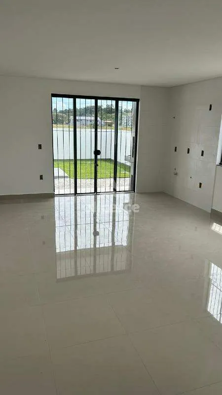 Imagem Sobrados Novos com 3 Dormitórios 1 suíte e e Spa Privativo - Sertão do Imaruí - São José - SC