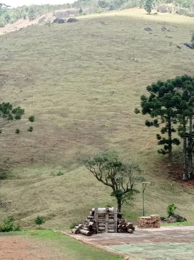 Imagem Fazenda em Joanópolis - R$ 2.000.000,00 - 40 Alqueires e 3 Fontes de Água!