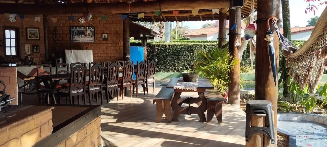 Imagem Condomínio Village Paineiras - Casa Estilo Colonial