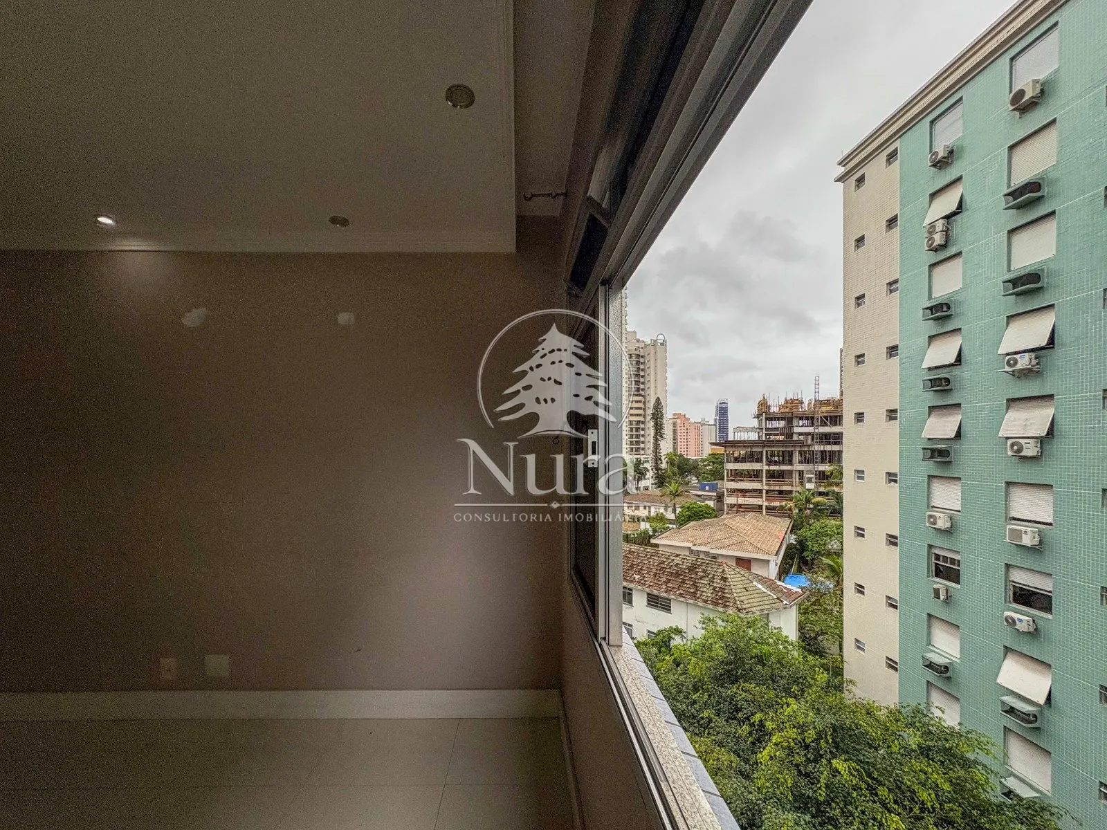 Imagem Apartamento de 3 quartos, 124m² no bairro Ponta da Praia, em Santos