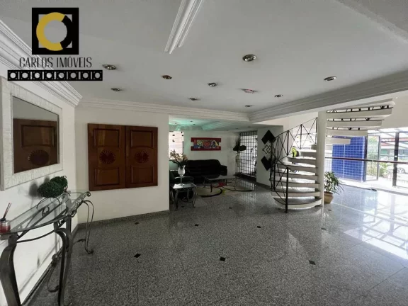 Imagem Apartamento com ótima localização na Ponta da Praia à venda!