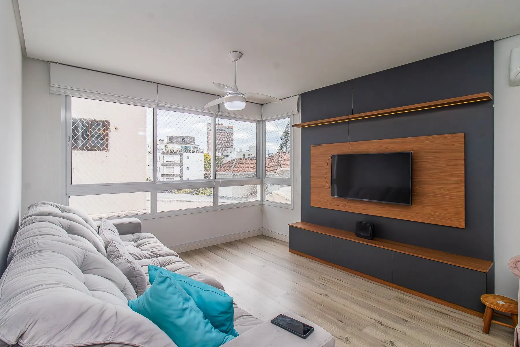 Imagem APARTAMENTO 2 DORMITÓRIOS 1 SUITE 2 VAGAS