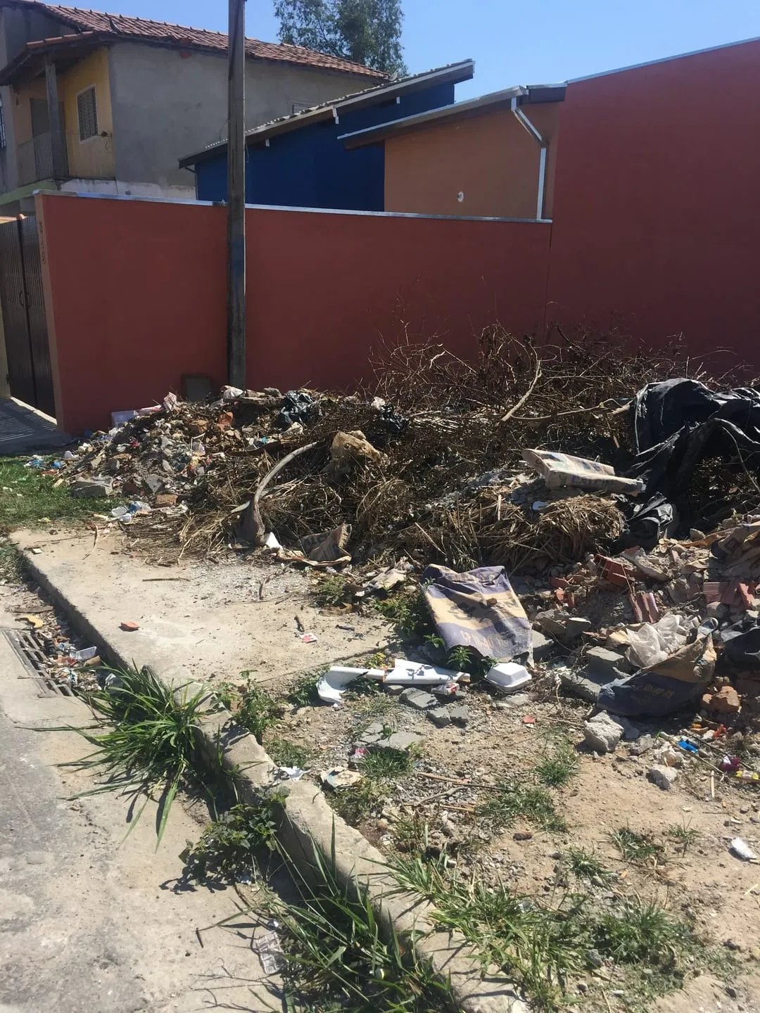 Imagem Terreno à venda 250M², Moreira César, Pindamonhangaba - SP