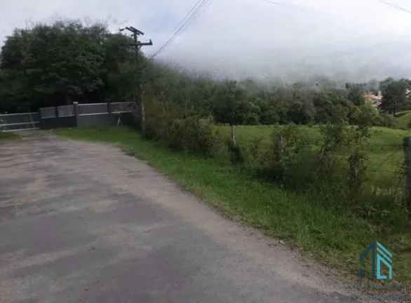 Imagem Chácara cercada, área de pasto, luz, água, com 21.685,00 m² em São José dos Pinhais - PR
