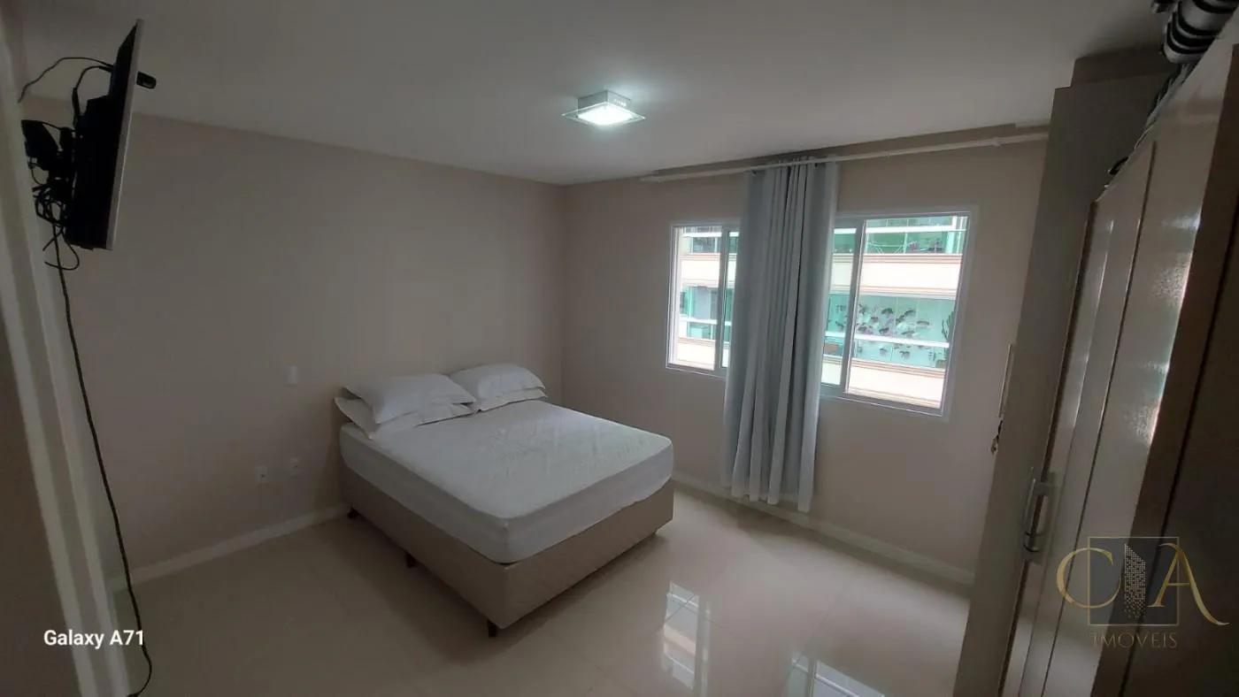 Imagem Apartamento para Venda em Itapema, Meia Praia, 3 dormitórios, 3 suítes, 4 banheiros, 4 vagas