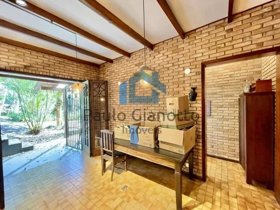 Imagem Casa de Campo à venda em Condomínio na Granja Viana