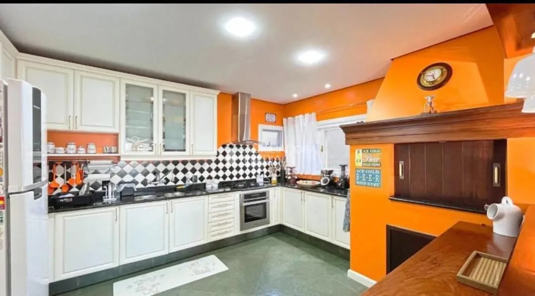 Imagem Casa com 3 dormitórios, bairro Sétimo Céu em Porto Alegre