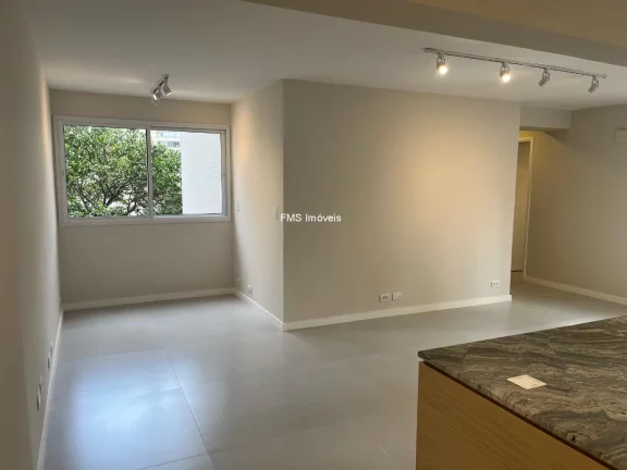 Imagem Apartamento à venda em Moema, com 2 quartos, 2 banheiros, 1 vaga de garagem, 80m² de área.