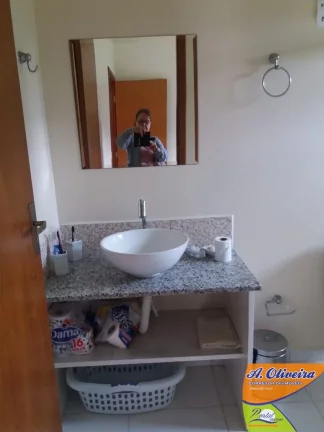 Imagem CASA COM 2 DORMITÓRIOS ( suíte) , 50 metros DA PRAIA.