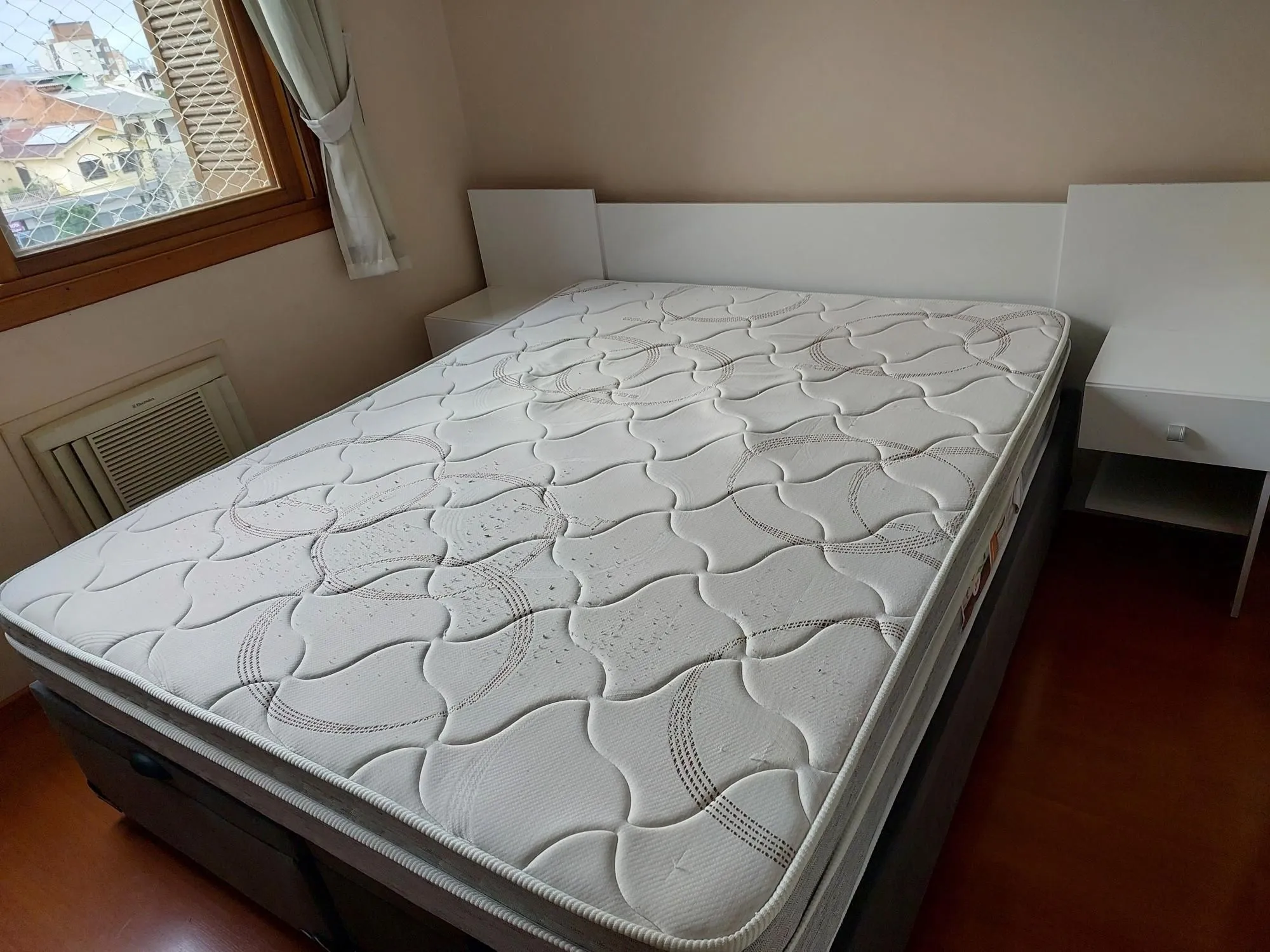 Imagem Apartamento com 2 dormitórios no Bairro Partenon
