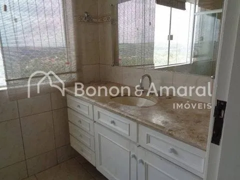 Imagem Linda casa de condomínio em Sousas, com 350m², 4 quartos e 3 suítes.
