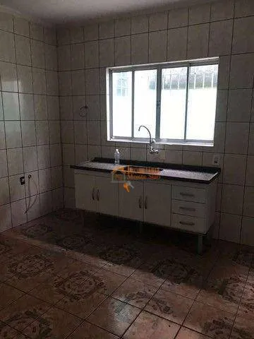 Imagem Sobrado com 4 dormitórios à venda, 250 m² por R$ 575.000,00 - Jardim Pinheiros - Guarulhos/SP