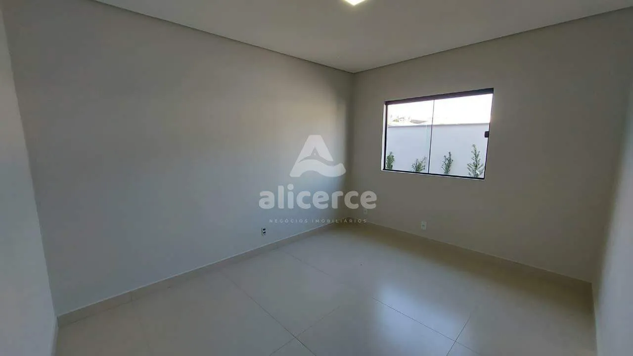 Imagem CASA 3 QUARTOS COM SUÍTE, PISCINA E EDÍCULA - SERRARIA - SÃO JOSÉ/SC