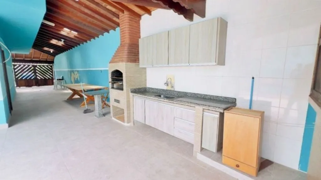 Imagem CASA COM 250,00 m² - CANTO DO FORTE - PRAIA GRANDE SP