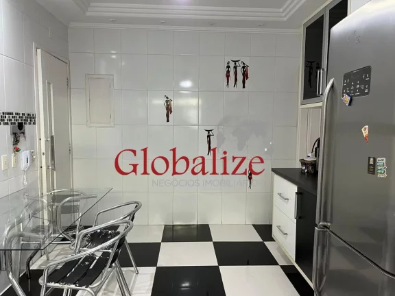 Imagem Casa sobreposta térrea à venda com 150m², 3 quartos, suíte, 2 vagas, piscina por R$1.100.000,00 em Santos