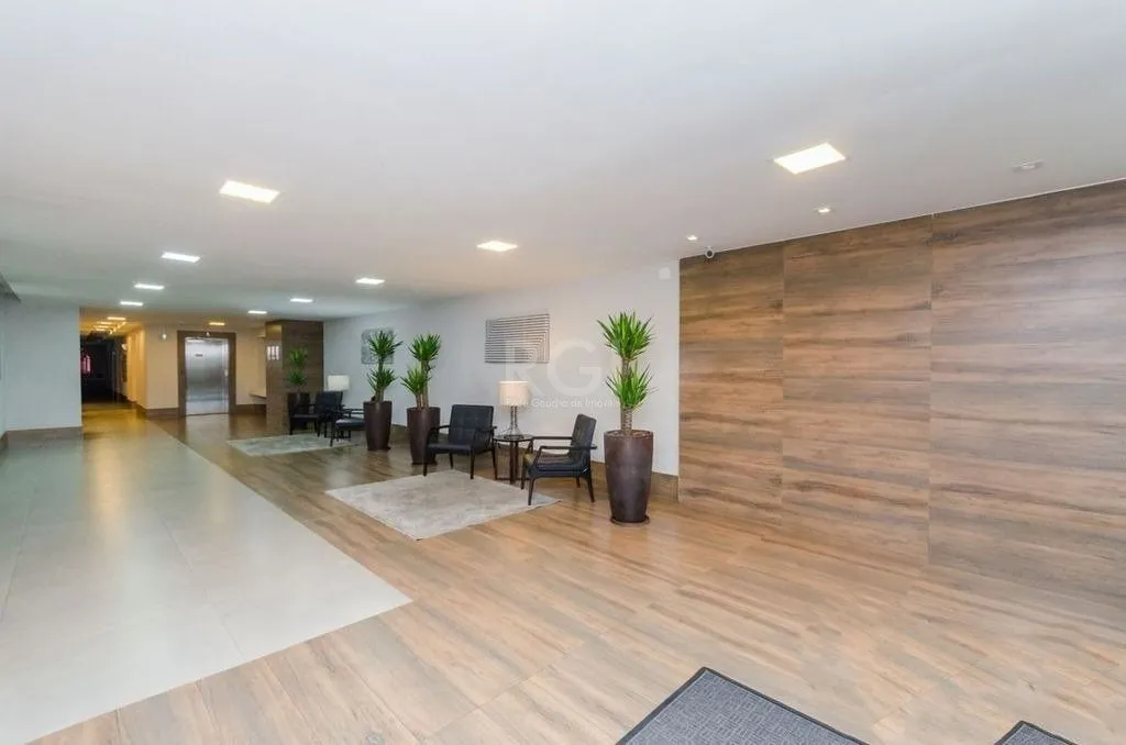 Imagem Apartamento com 3 quartos, 1 suíte, churrasqueira, 2 vagas, no bairro Cristal