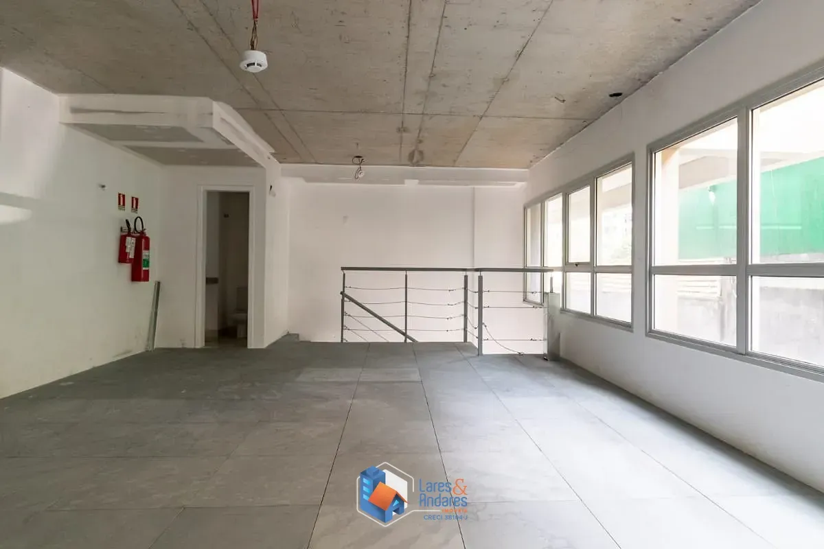 Imagem Conjunto comercial para venda em Sumarezinho, 100m²