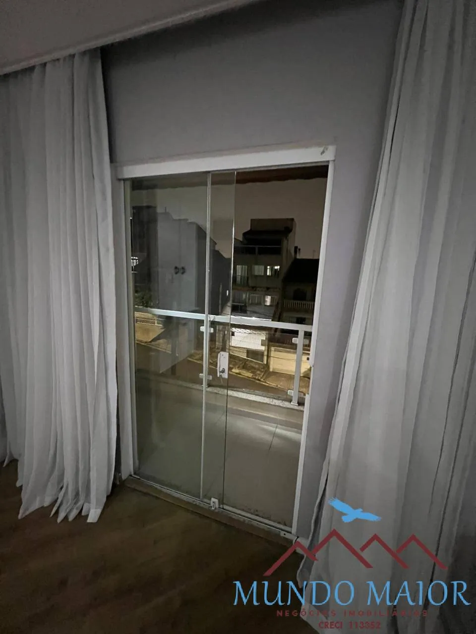 Imagem Sobrado Luxo à Venda: Jardim Las Vegas, Santo André/SP - 3 Qts + Quintal!