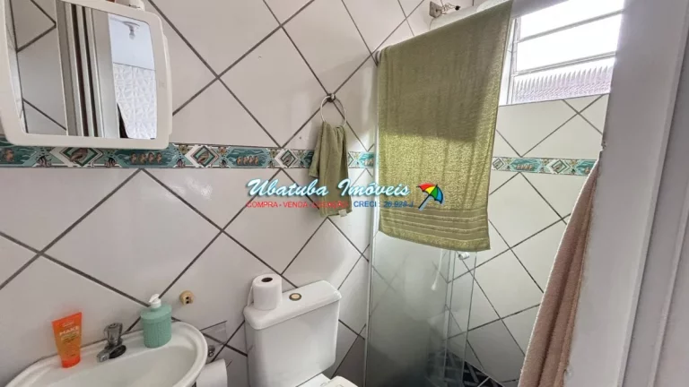 Imagem Casa a 200 metros da Praia do Perequê-açu com edícula