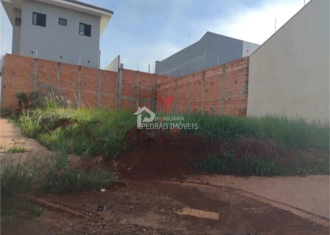 Foto do imóvel Lote/Terreno de 200m² no bairro Jardim Planalto, em Lençóis Paulista