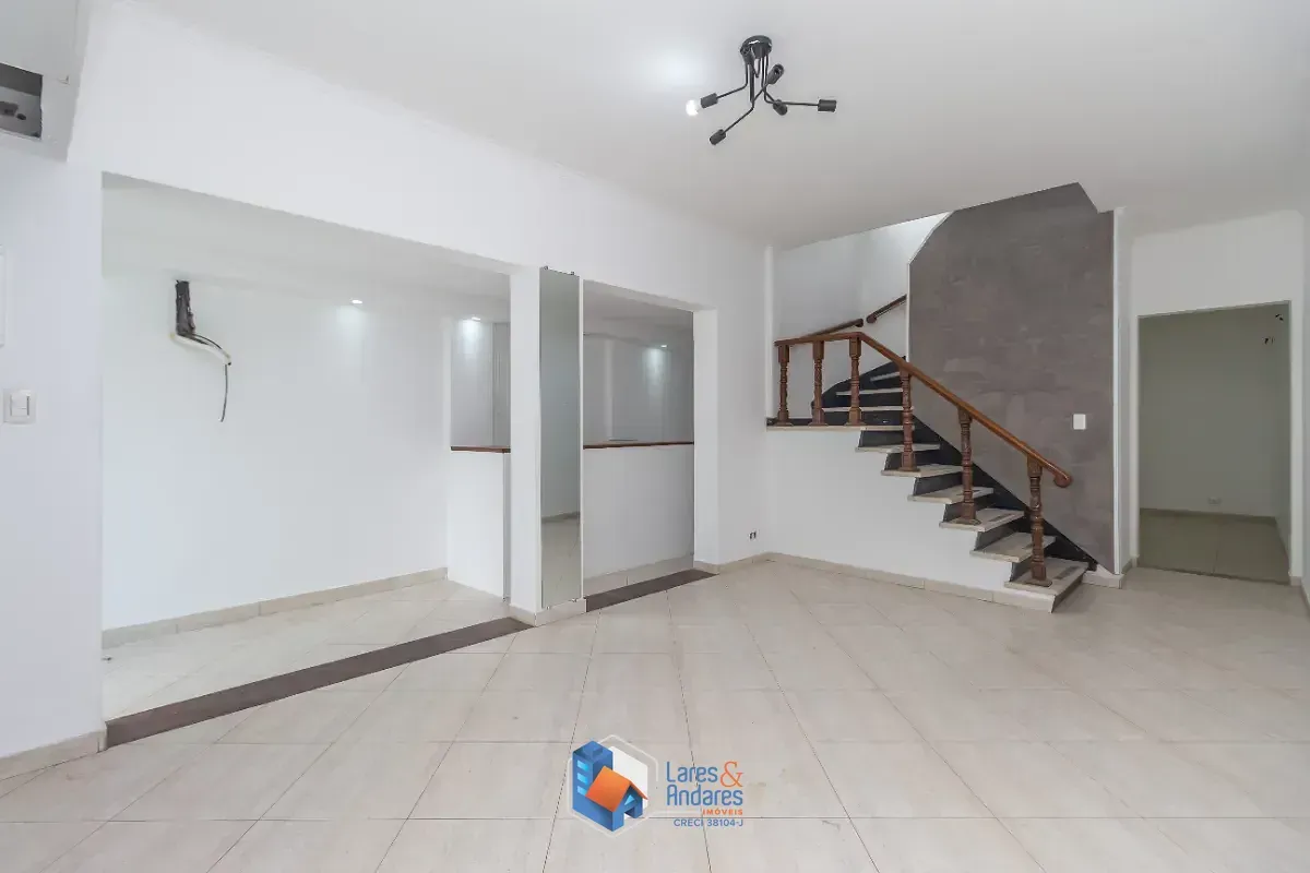 Imagem Casa comercial para venda em Água Fria, 234m²