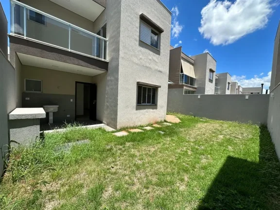 Imagem Maravilhoso Sobrado em Condomínio na Melhor Região de Campo Grande!