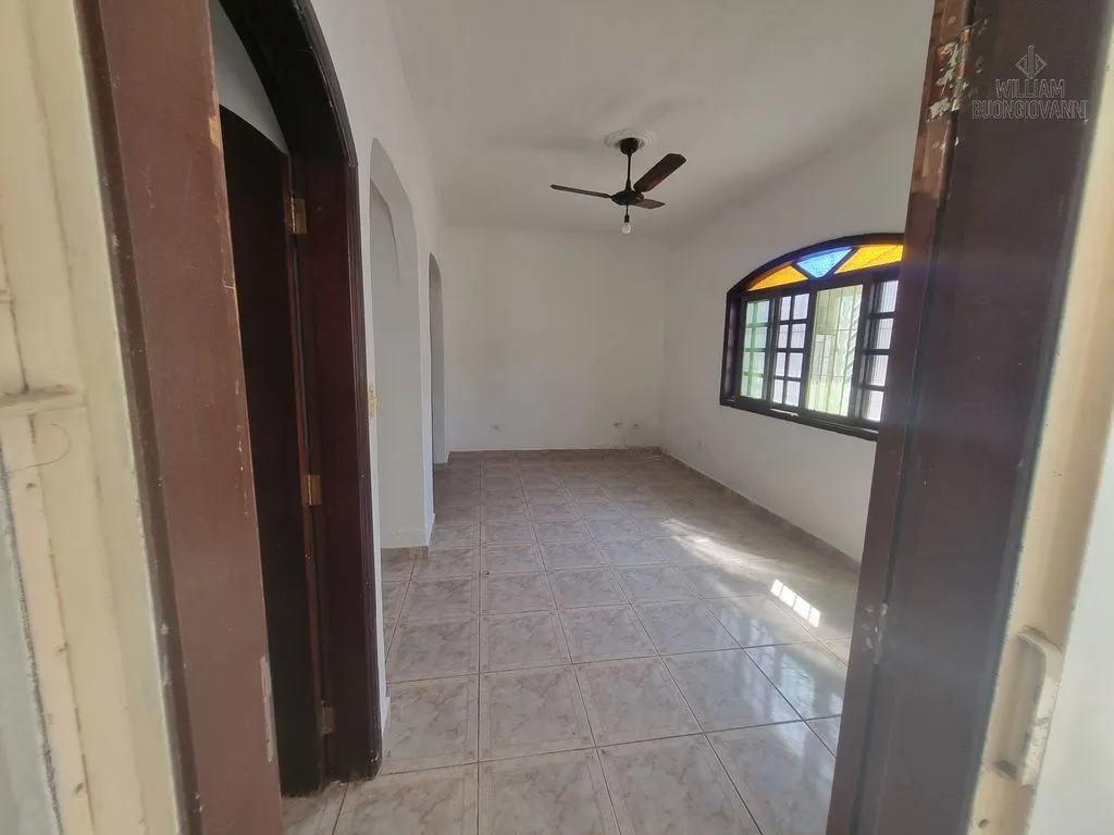 Imagem CASA A VENDA NO VILA CAIÇARA PRAIA GRANDE, ABAIXO DO VALOR DE MERCADO