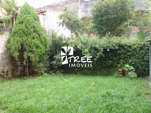 Imagem VENDA DE SOBRADO NO BARBOSAS, EM ARUJÁ/SP, 300m² com 3 quartos, suíte, varanda, quintal amplo e garagem coberta para 2 autos. CONSULTE-NOS.