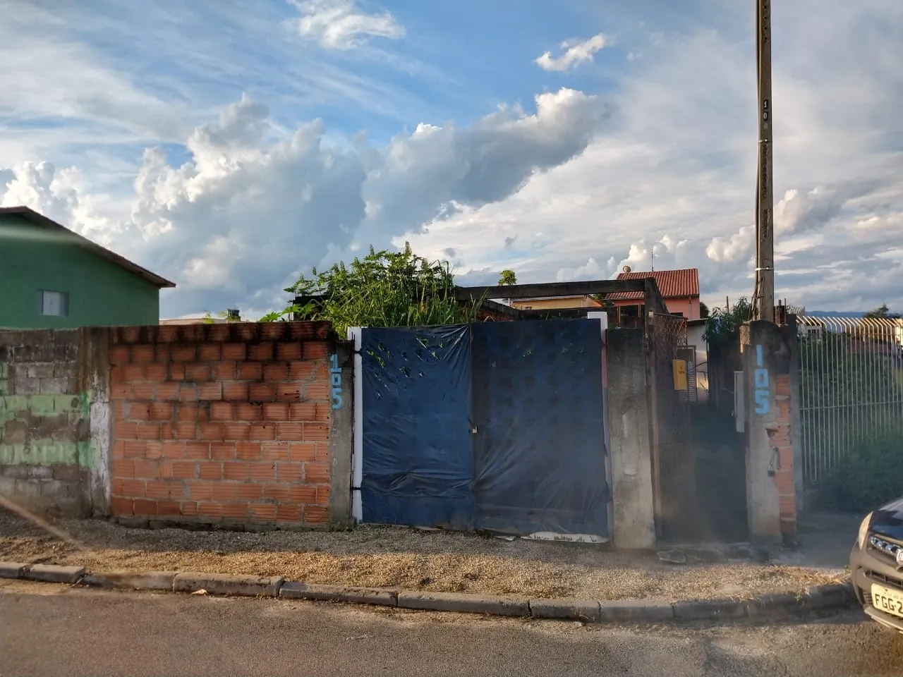 Foto do imóvel Casa à venda 2 Quartos, 2 Vagas, 255M², Conjunto Habitacional Terra dos Ipês II (Fase I), Pindamonhangaba - SP