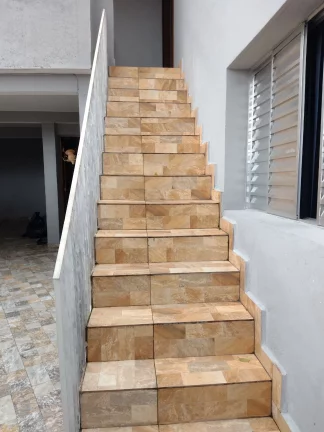 Imagem SOBRADO PADRÃO DUAS MORADIAS RENDA EXTRA