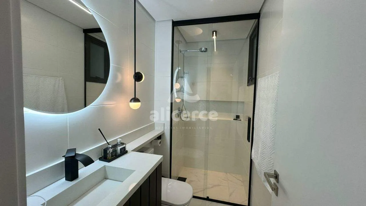 Imagem Apartamento à venda com 2 quartos 1 suíte, 81m² em Kobrasol São José