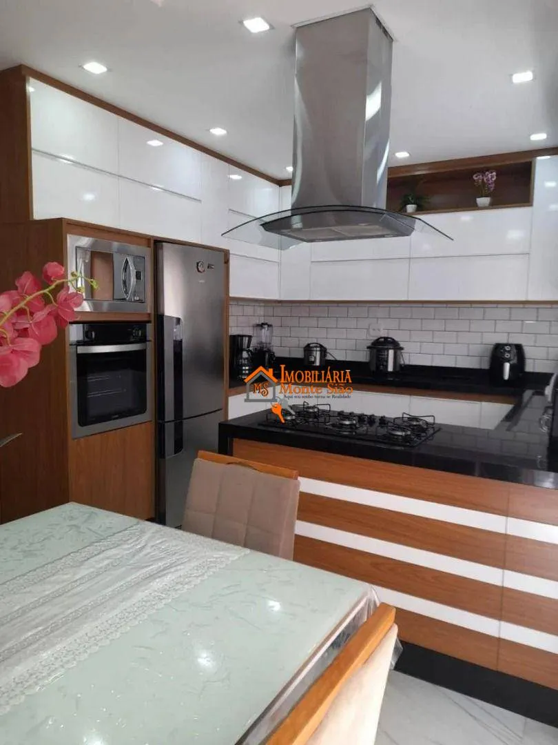 Imagem Sobrado com 2 dormitórios à venda, 135 m² por R$ 873.000,00 - Jardim Adriana - Guarulhos/SP