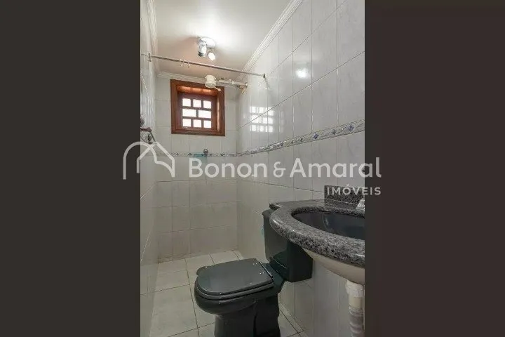 Imagem Sobrado à venda no Jardim Santa Genebra, 4 quartos, 2 suítes