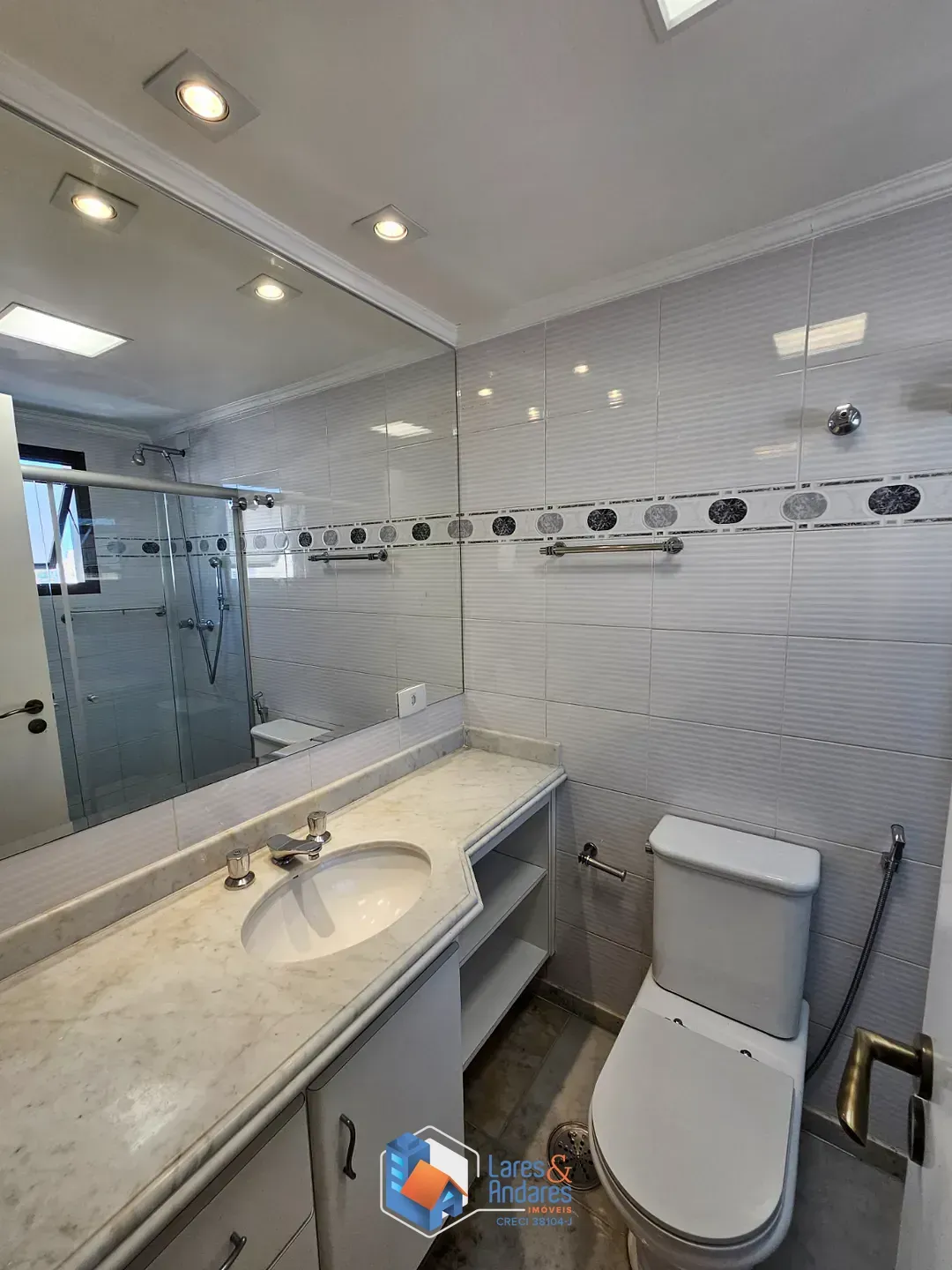 Imagem Apartamento para venda em Indianópolis com 3 quartos, sendo 3 suítes, 170m²