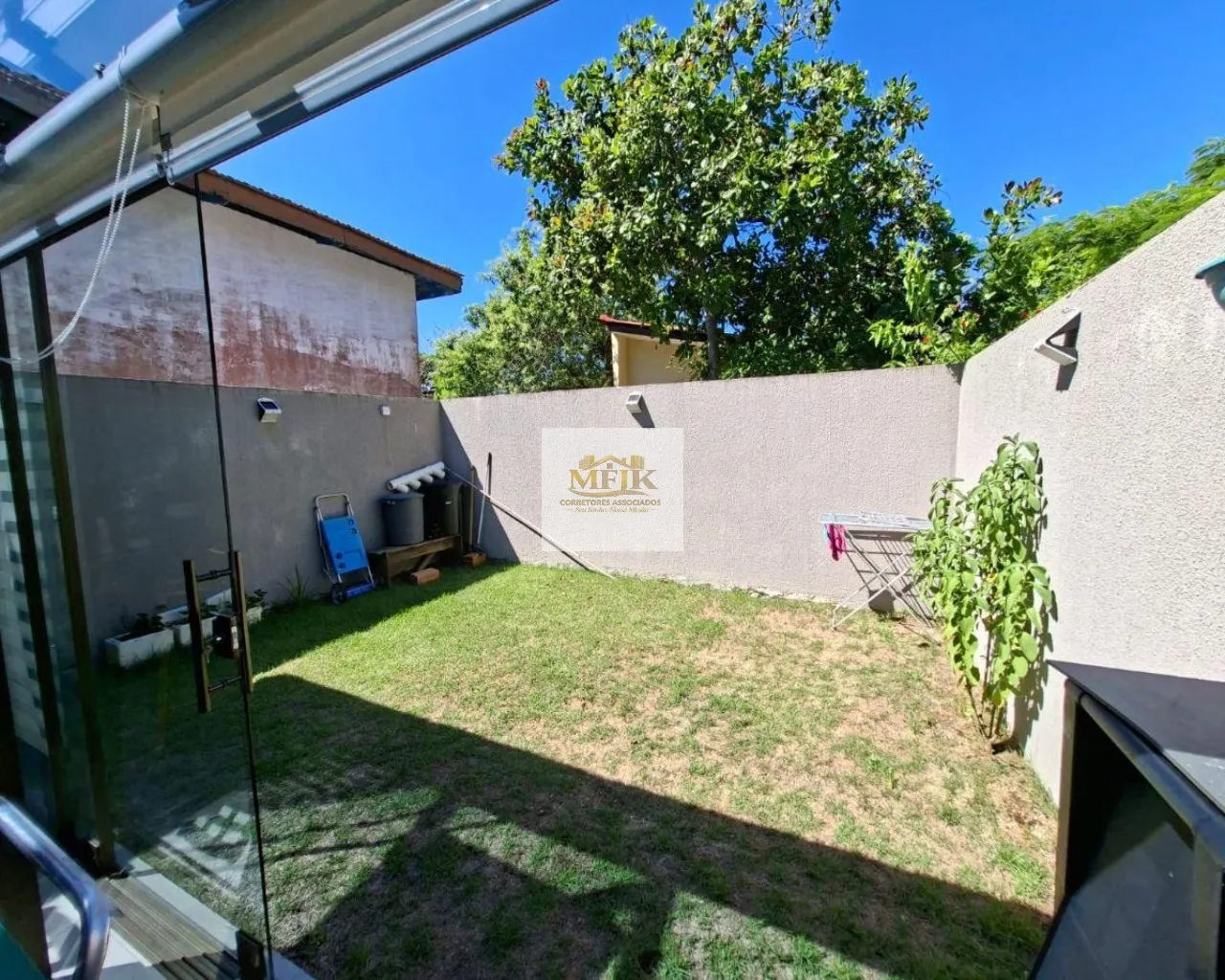 Imagem Casa com 3 quartos à venda em Pontal do Sul