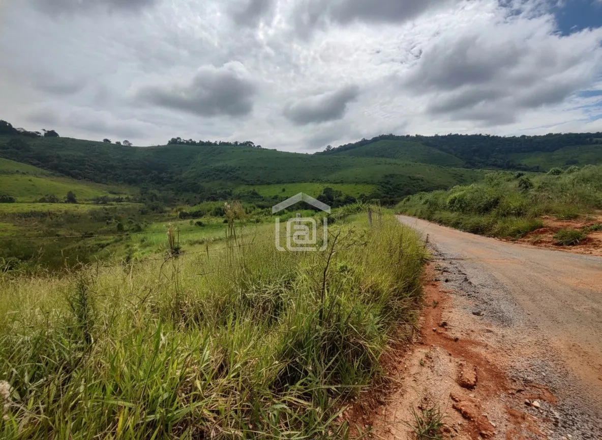 Imagem Fazenda 0,03 ha à venda em Zona Rural, Poços de Caldas