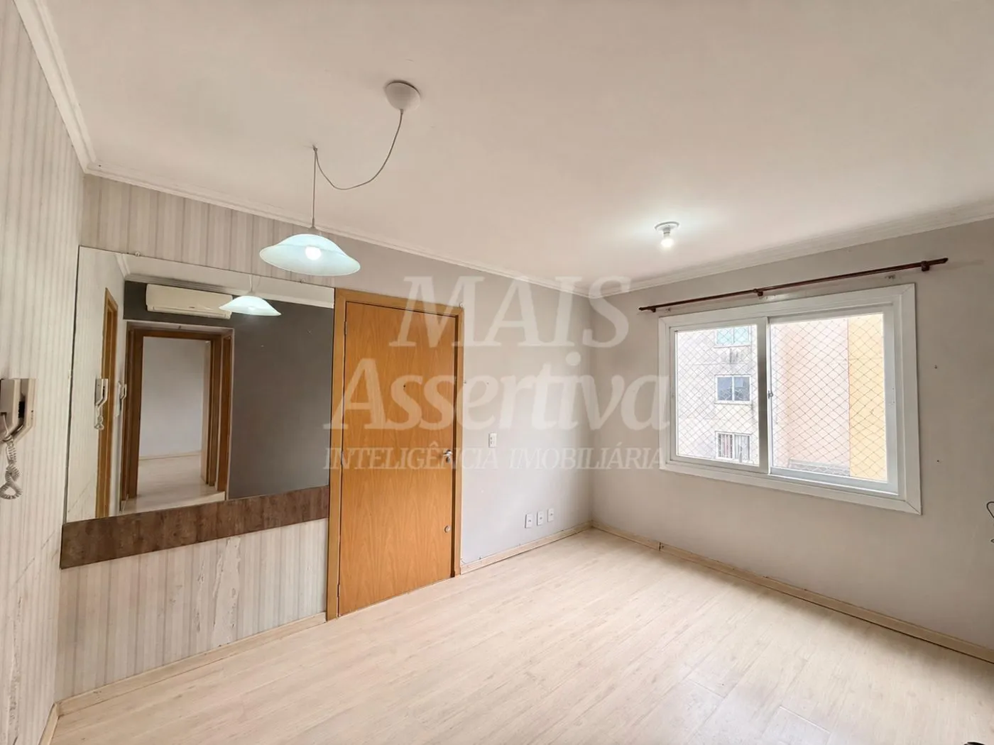 Imagem Apartamento no 3º andar, semi mobiliado para venda - Monte Brasil