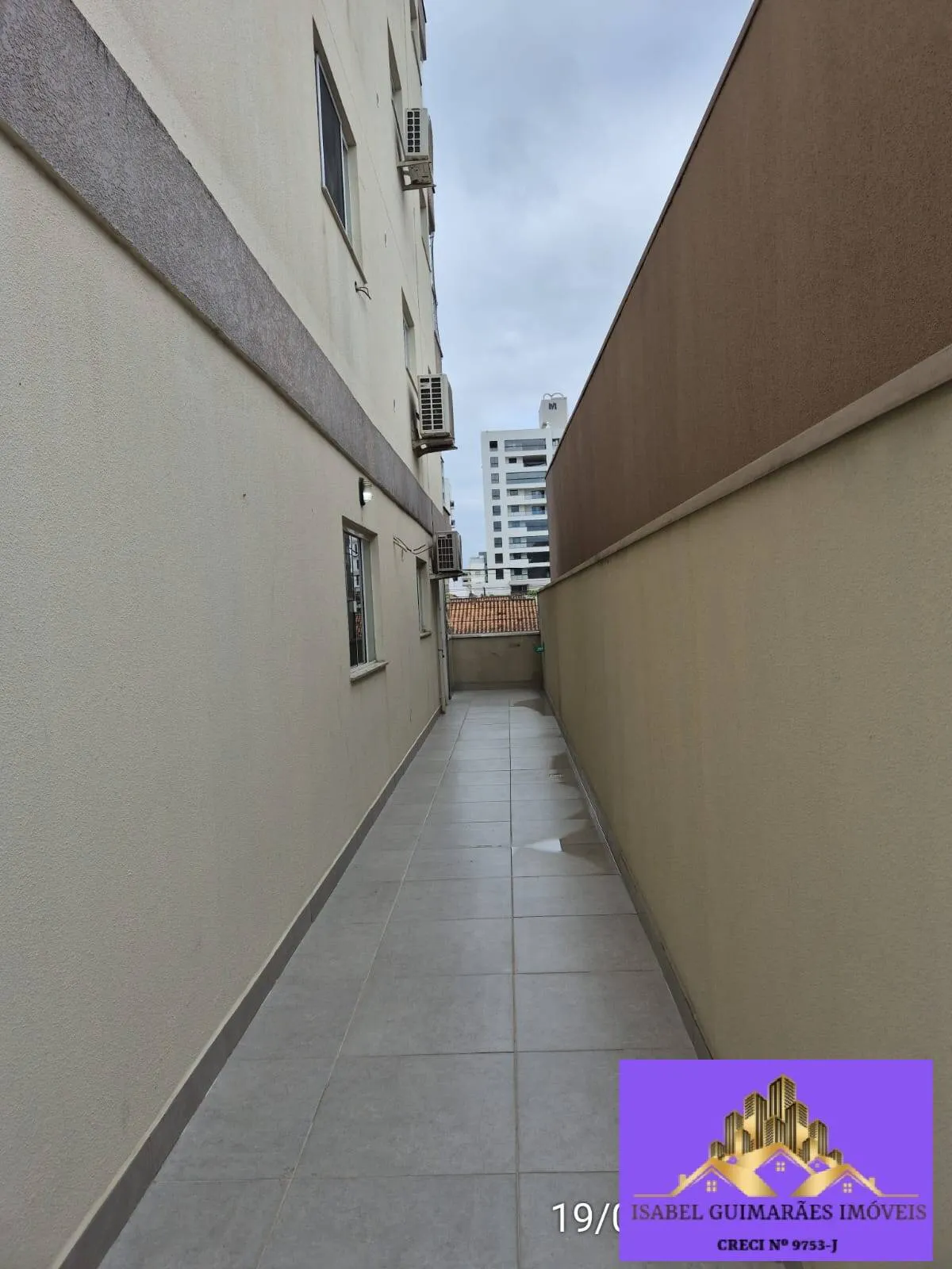 Imagem Vendo Apartamento,  03 quartos sendo uma Suíte no Gravatá de Navegantes
