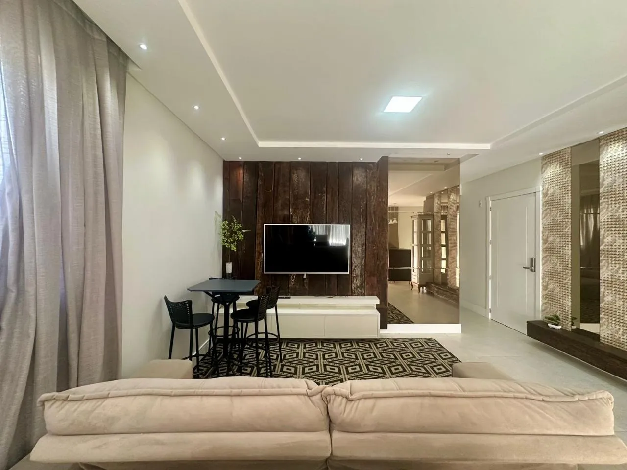 Imagem Apartamento à venda com 107.3m2 por R$ 2.015.000,00