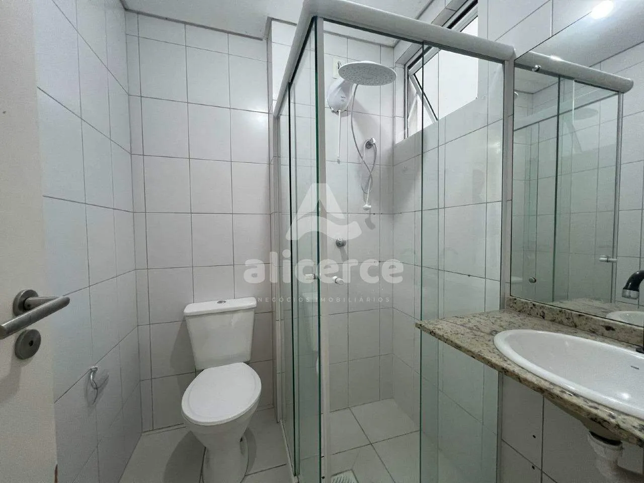 Imagem Apartamento com 02 dormitorios, está sendo reformado lazer completo em São José.