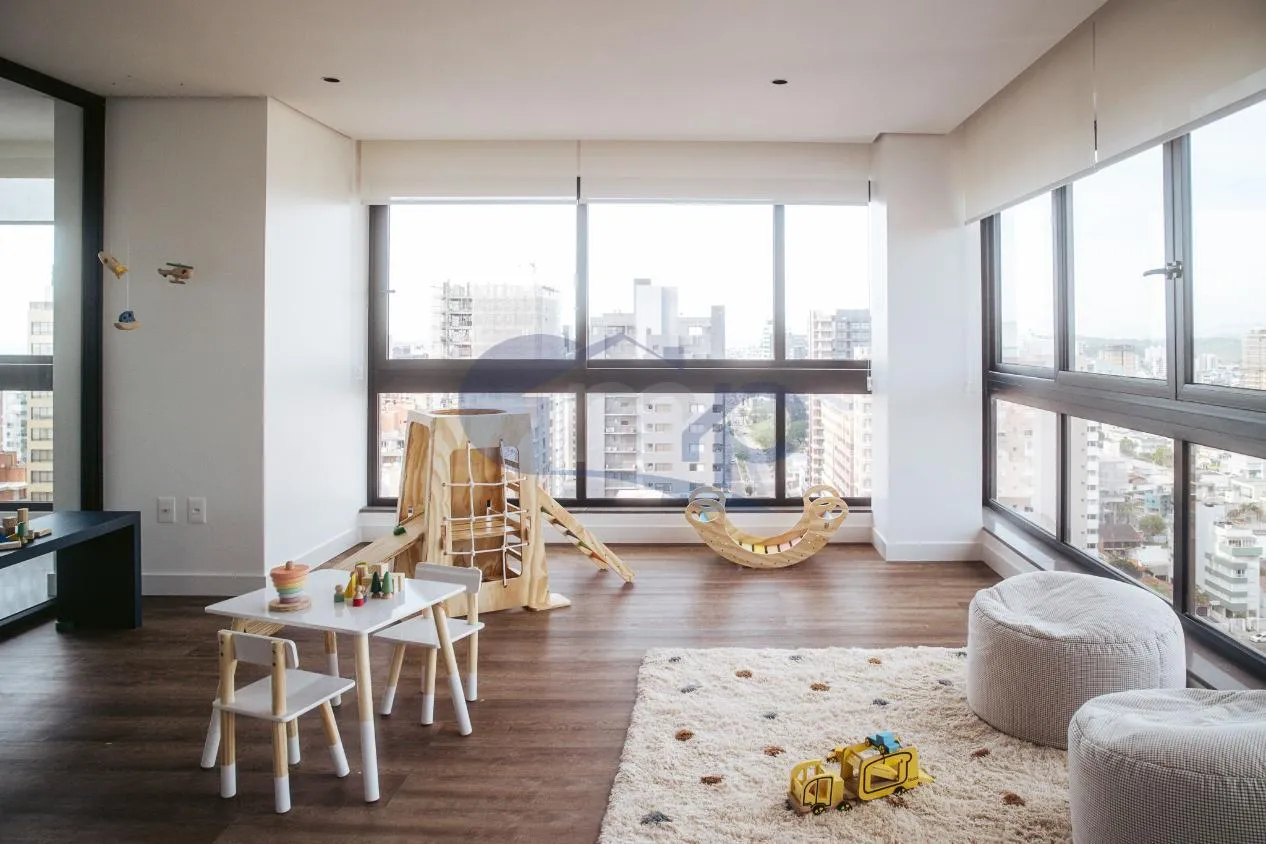 Imagem Apartamento a venda com 2 suites no centro de Torres/RS