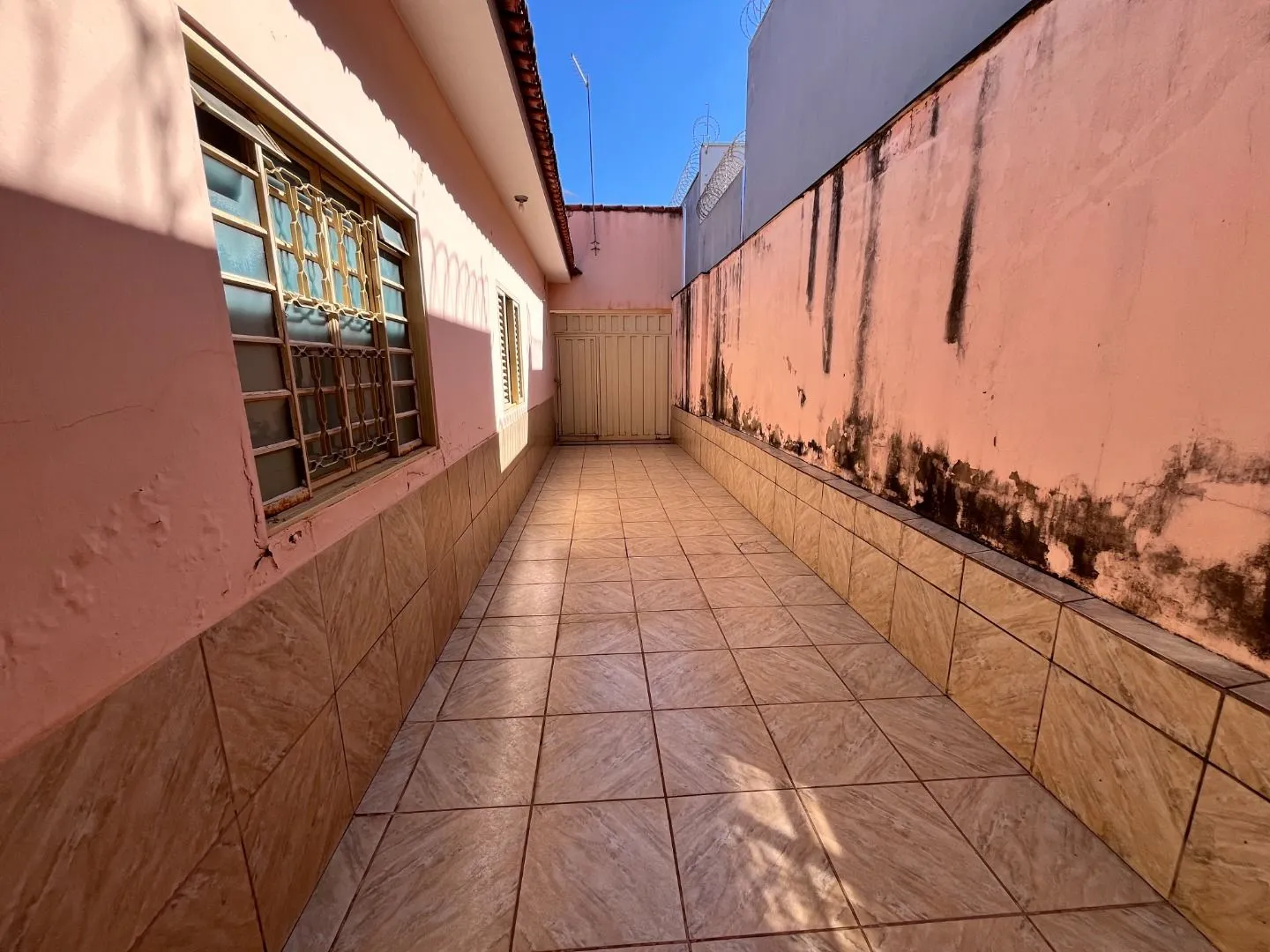 Imagem Casa com 3 dormitórios à venda, 194 m² por R$ 720.000,00 - Alto dos Caiçaras - Patos de Minas/MG