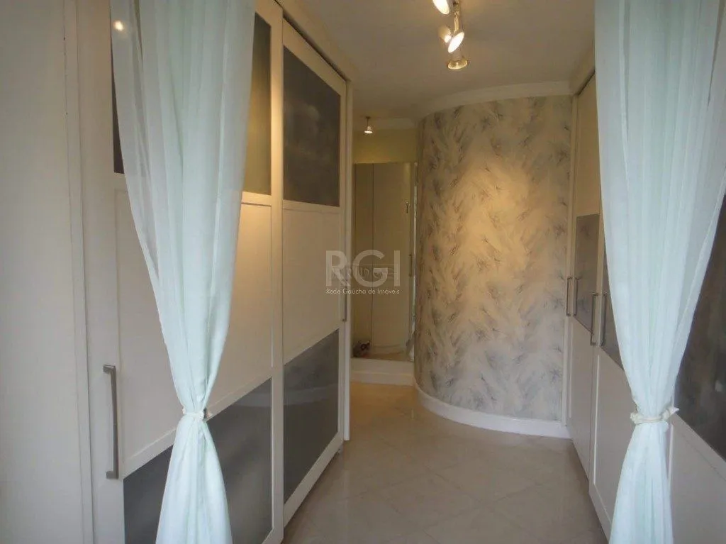 Imagem Apartamento para Venda - 105.42m², 2 dormitórios, 2 vagas - Santo Antonio