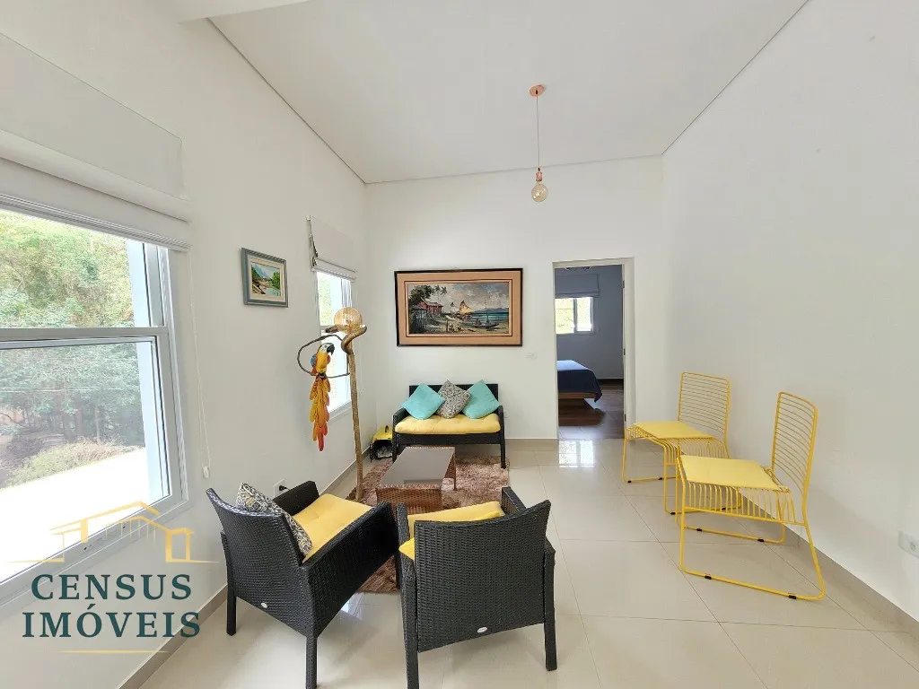 Foto do imóvel: Imperdível: Casa em Condomínio à Venda em Vinhedo-SP, 3 Quartos, 1 Suíte, 3 Salas, 3 Banheiros, 5 Vagas e 253m²! em Condomínio Vale da Santa Fé