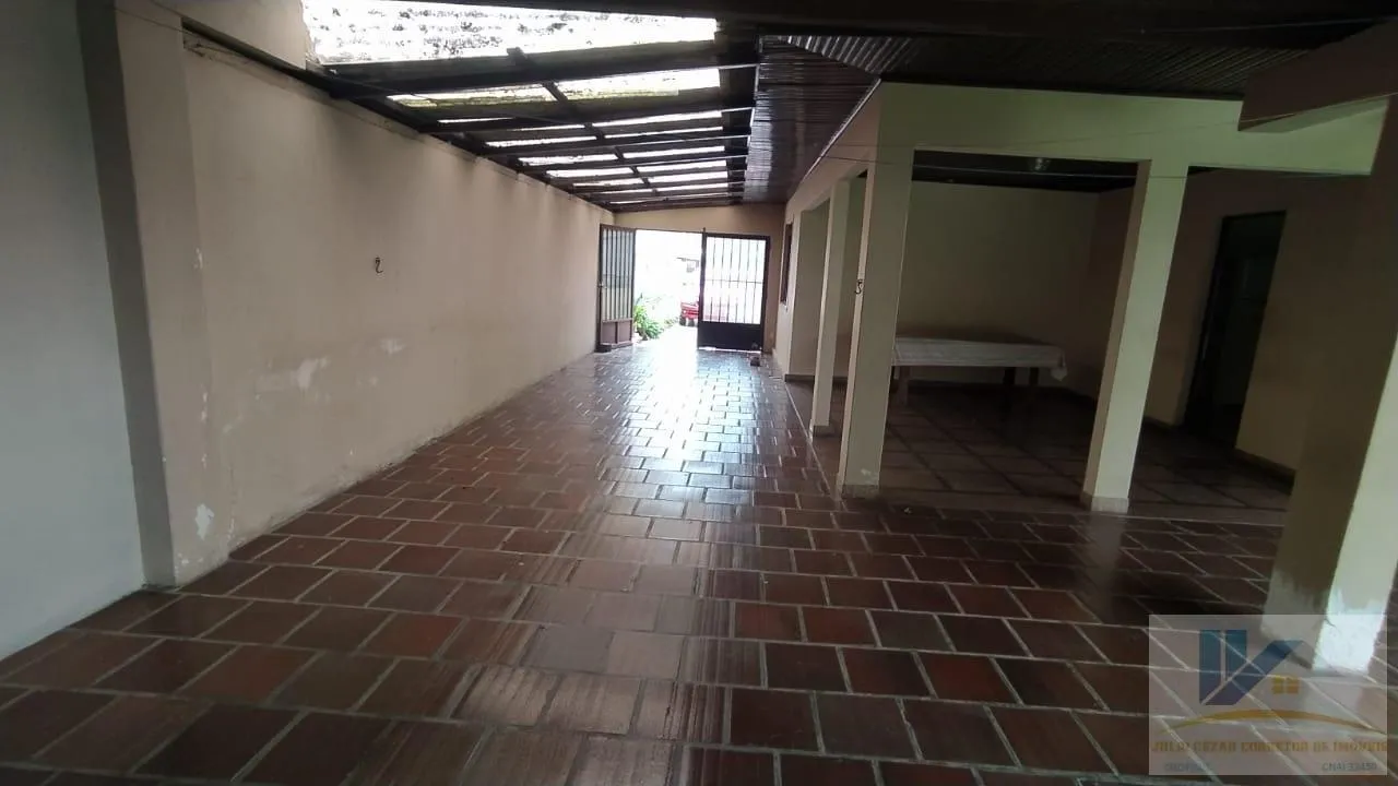 Imagem Casa para Venda em São José dos Pinhais, Três Marias, 4 dormitórios, 2 banheiros, 4 vagas