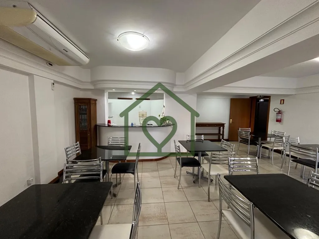 Imagem Viviane Paz Imóveis vende ótimo apartamento mobiliado, com vista panorâmica no Menino Deus, conta...